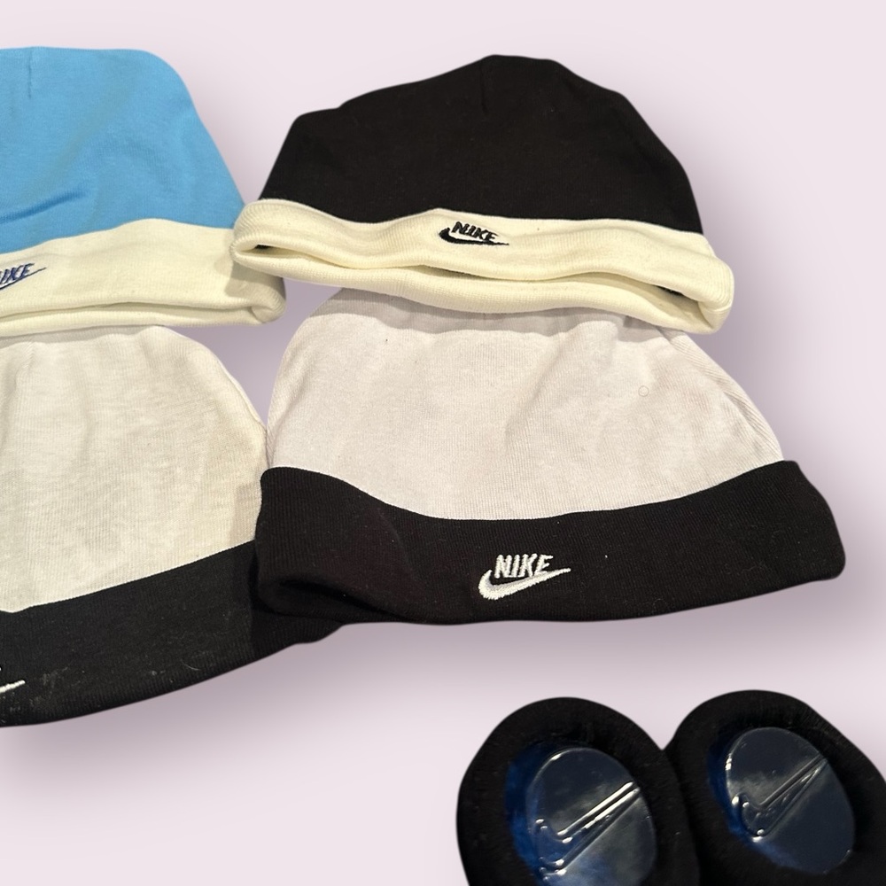 Nike Baby Hat and Bootie Set - 9 Hats And 6 Pairs of Socks Sz Newborn to 6 Mon - Picture 5 of 8